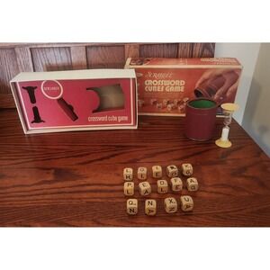 Vintage 1976 Scrabble Crossword Cubes Word Game Selchow & Righter